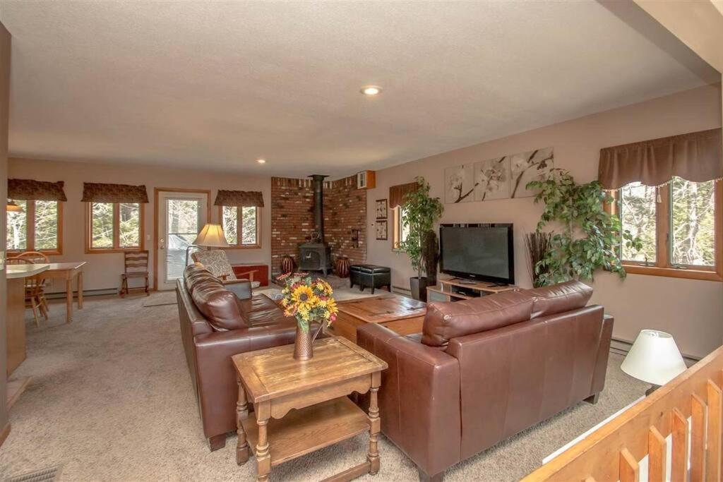 Relaxing Riverside Retreat - Storyland, Attitash, North Conway Apartment Bartlett Bagian luar foto
